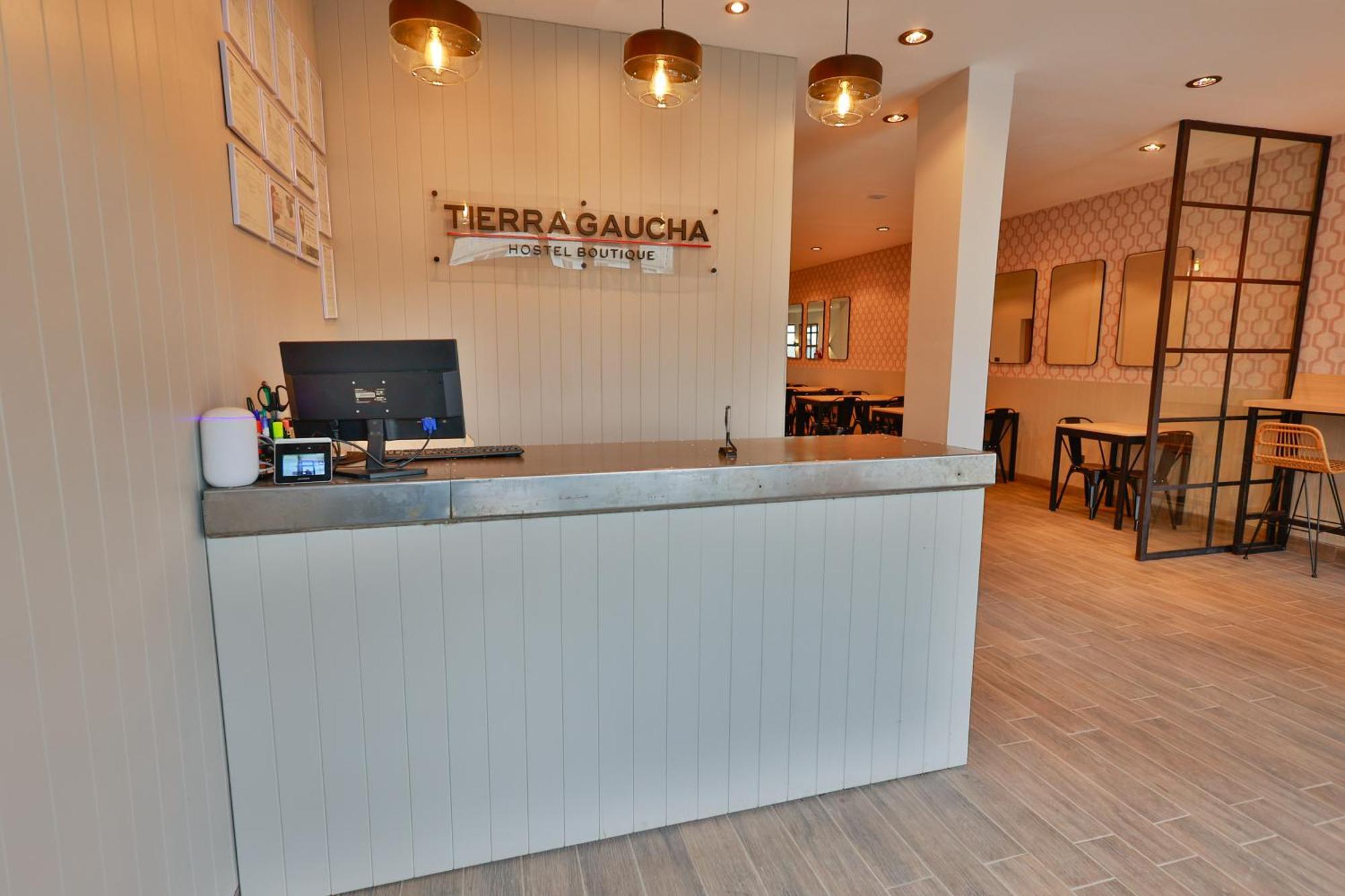 Tierra Gaucha Hostel Boutique San Carlos de Bariloche Eksteriør billede